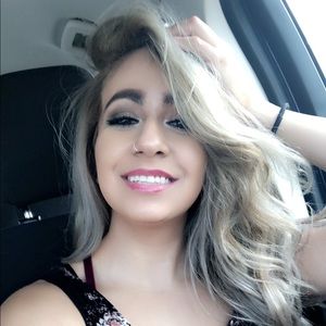 Meet your Posher, Karina